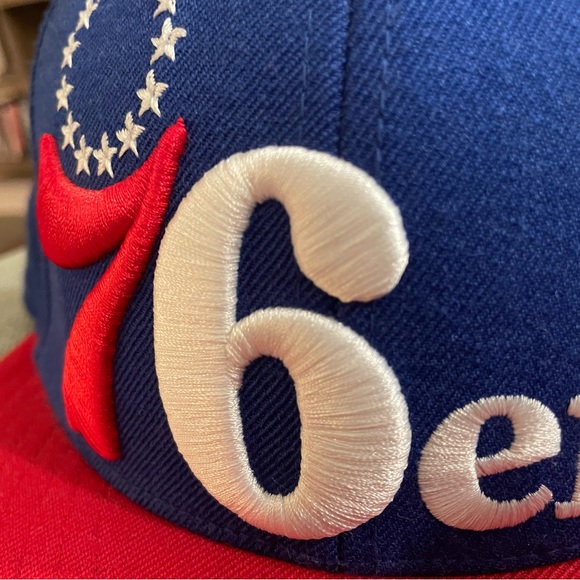 Philadelphia 76ers t-shirt combo pack with Mitchell and Ness Classic cap - Picture 9 of 12